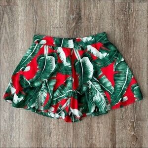 Adrienne Women's shorts medium red green banana leaf tropical print flowy bottom